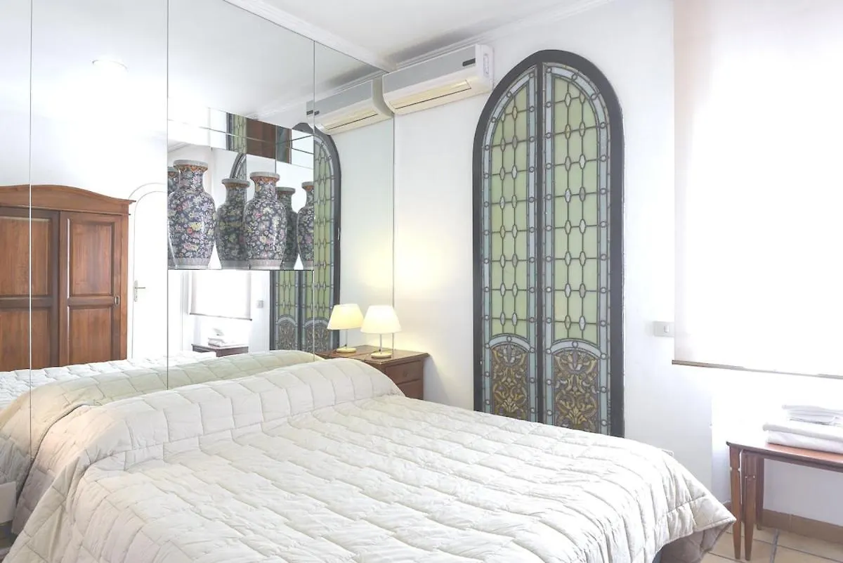 Apartment Near Vatican Museum 8 Minutes To Piazza Di Spagna Rome