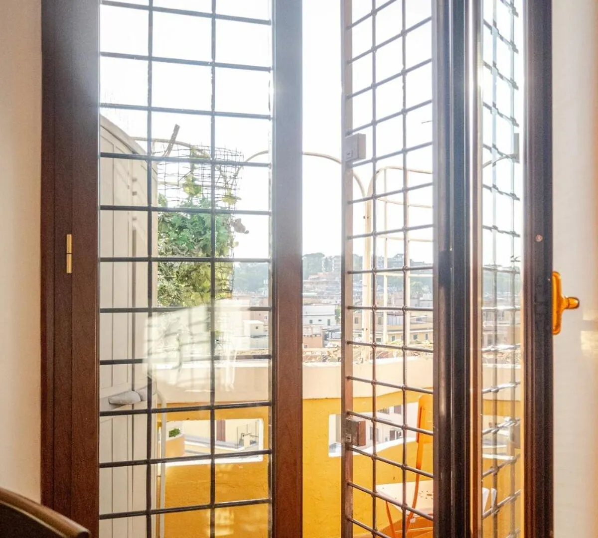 Near Vatican Museum 8 Minutes To Piazza Di Spagna Rome Apartment